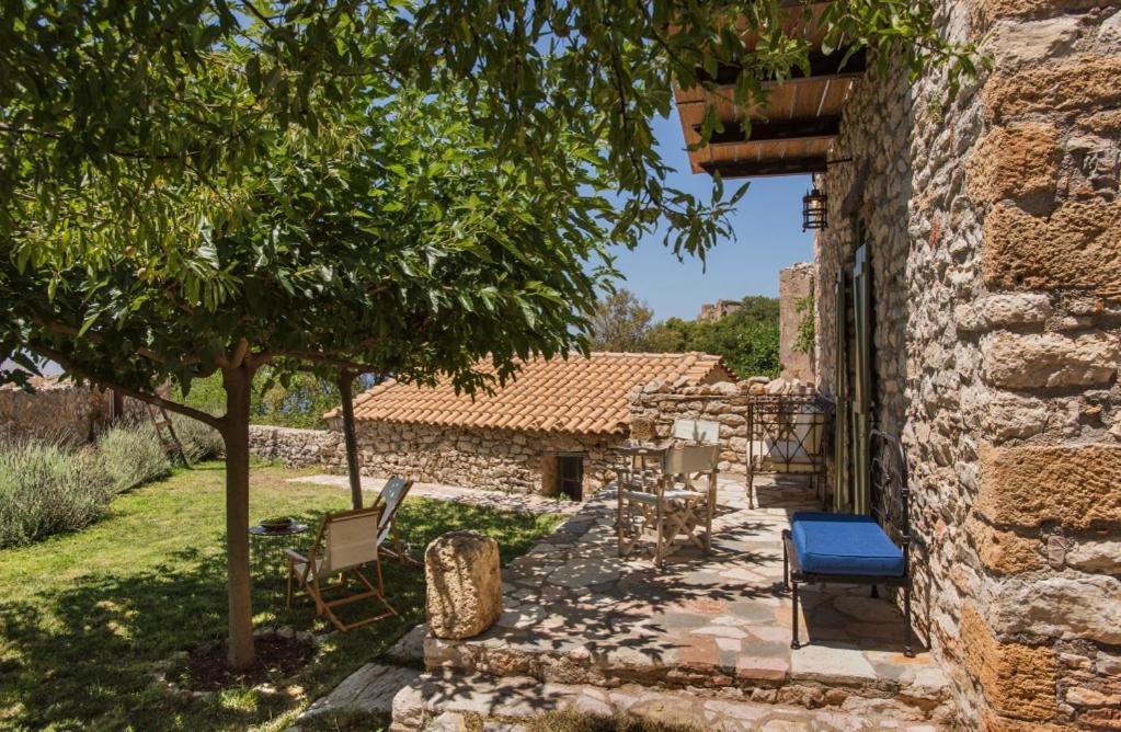 Kyparissia Old Town Lodge With Amazing Sea View Buitenkant foto