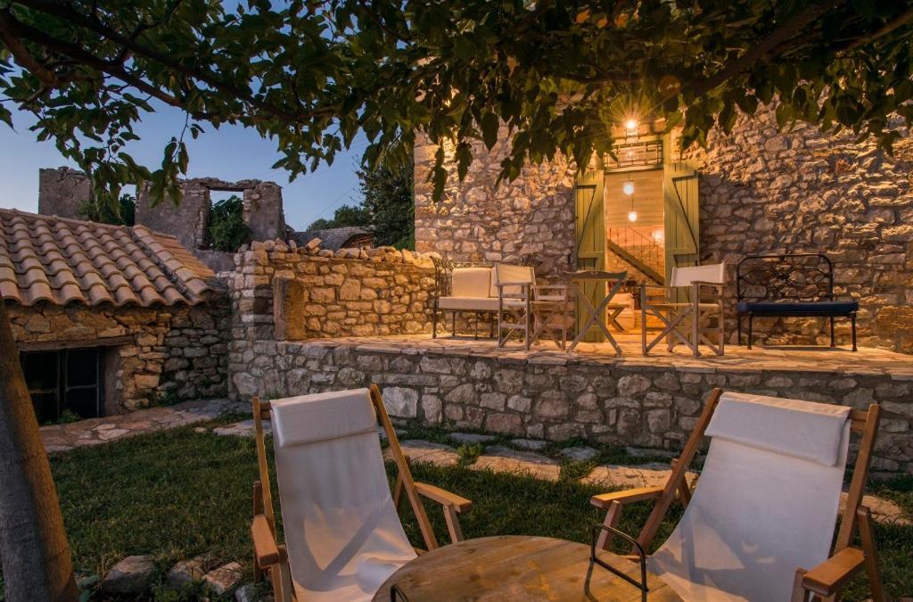Kyparissia Old Town Lodge With Amazing Sea View Buitenkant foto